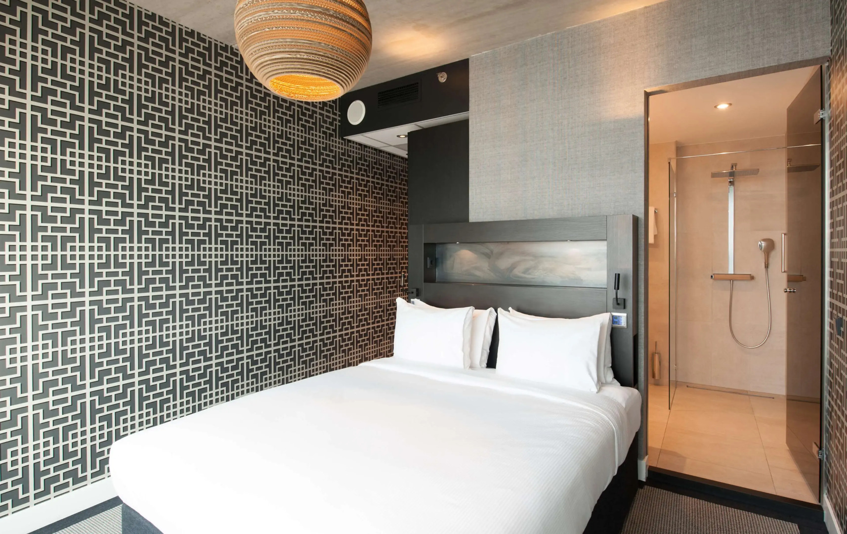 Photo - DoubleTree by Hilton Amsterdam - NDSM Wharf