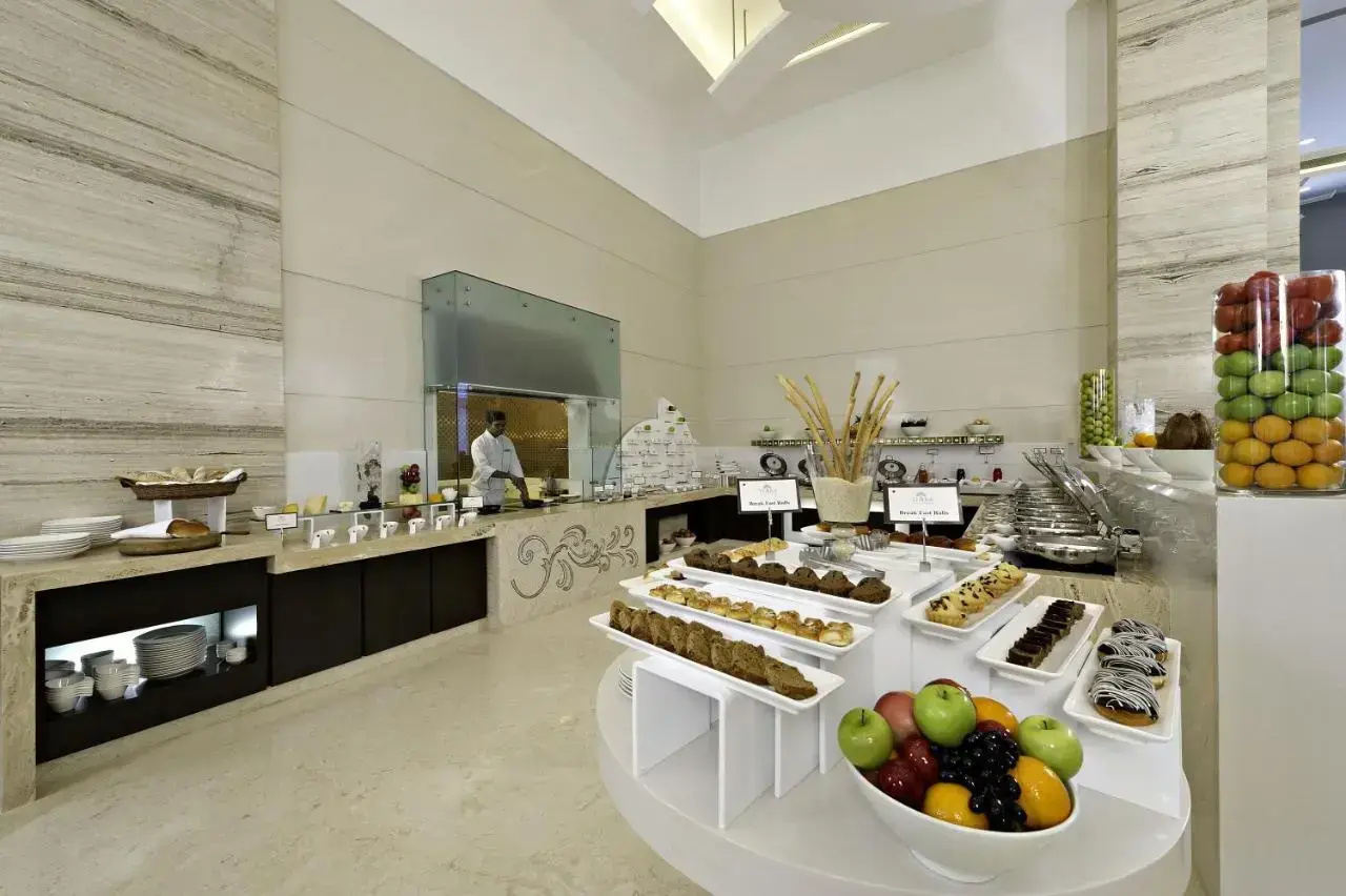Photo - Meluha The Fern Mumbai, Powai, Series by Marriott