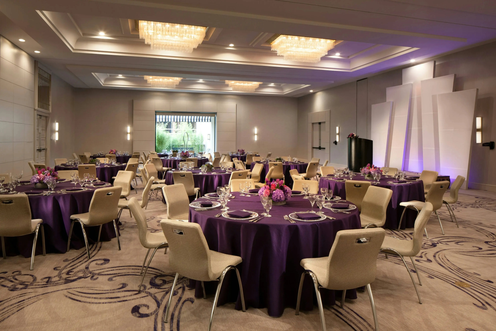Photo - Avenue of the Arts Costa Mesa, a Tribute Portfolio Hotel