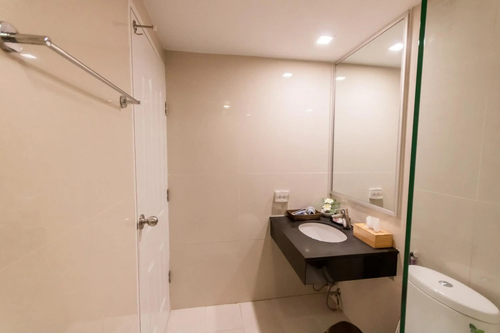 Photo - United Residence Ekamai Bangkok