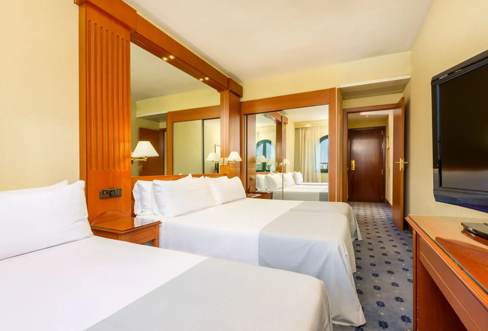 Photo - Exe Sevilla Macarena