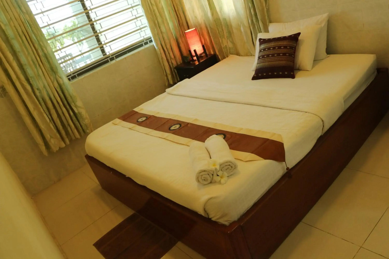 Foto - New Season Riverside Hotel