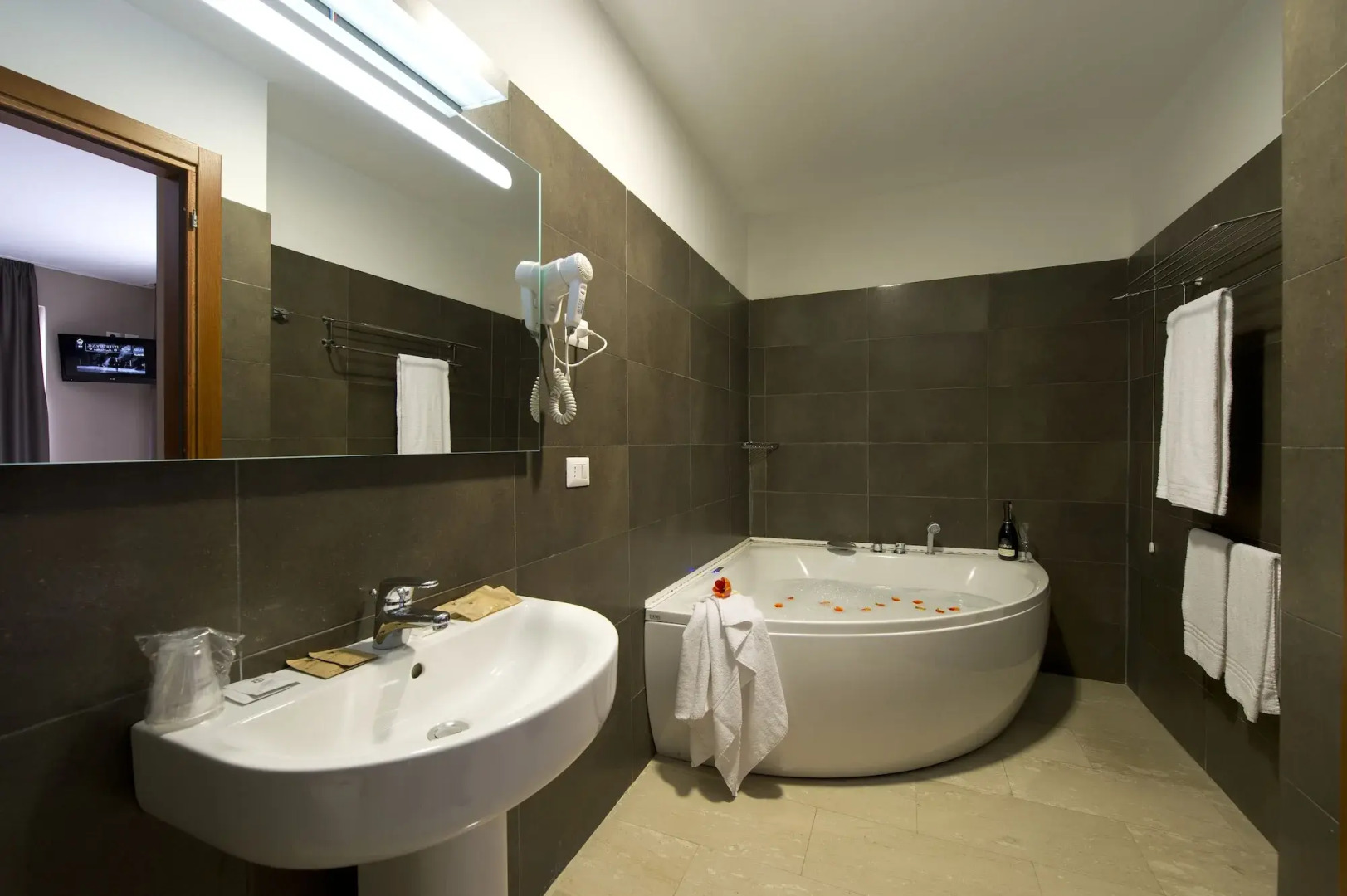 Photo - Oasi Village Hotel