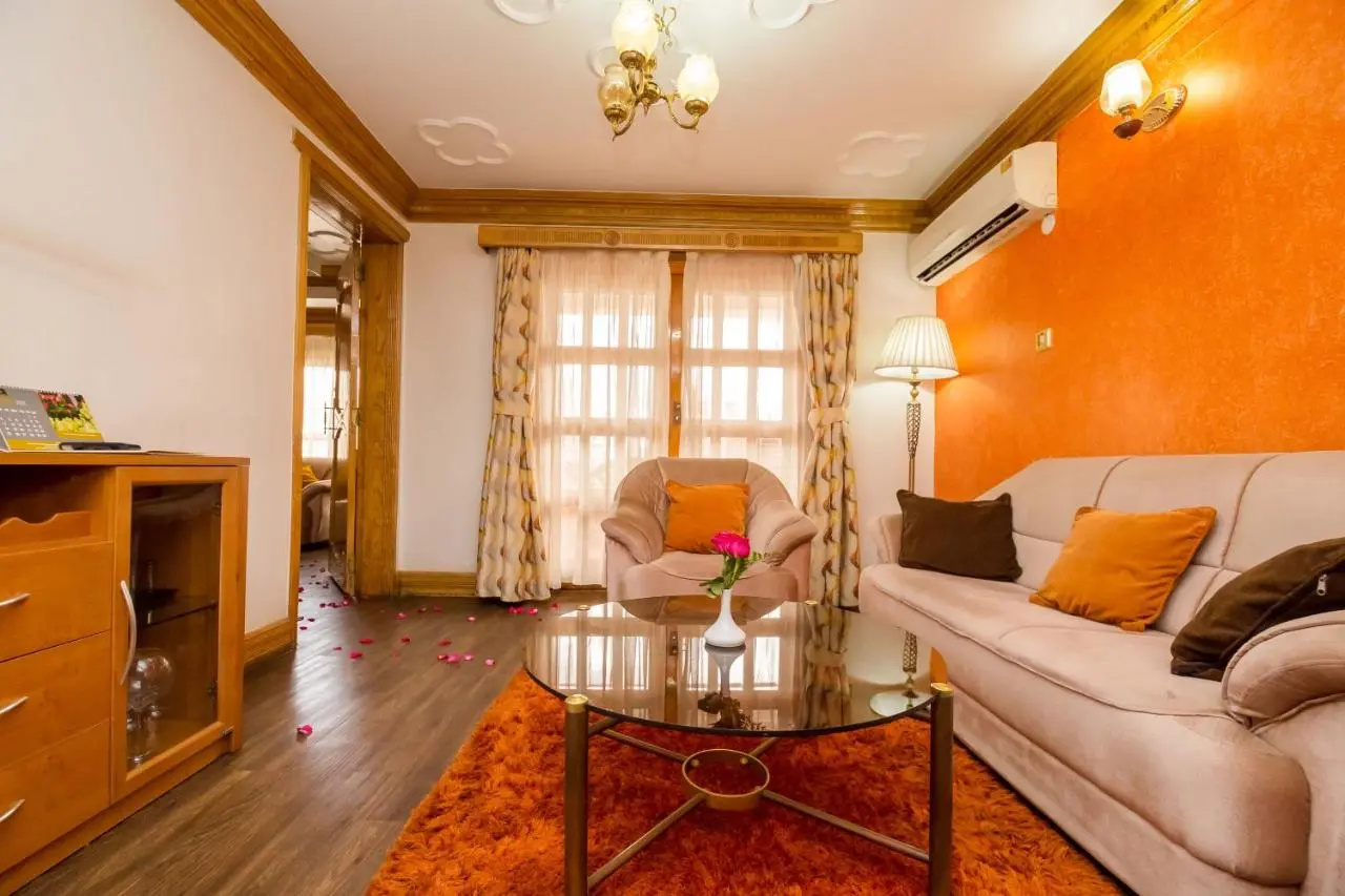 Photo - Marble Arch Hotel