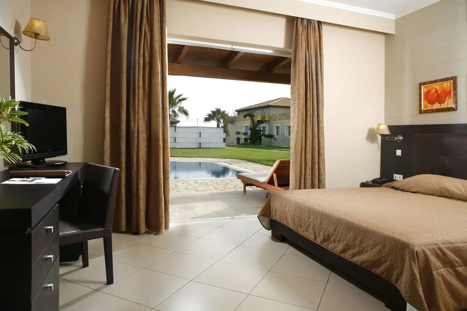 Photo - Olympia Golden Beach & Spa