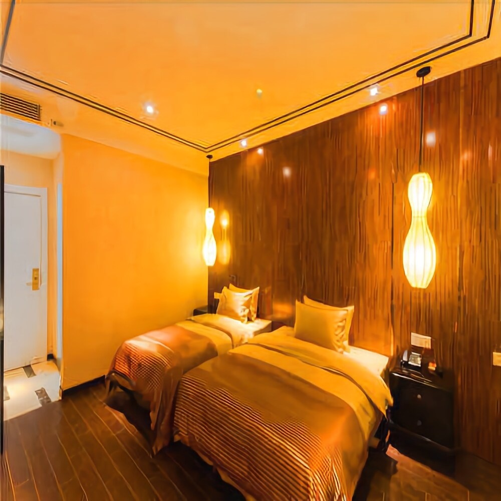 Meisu · Huāqiǎo Hotel (Xuancheng High-Speed Railway Station Guogou Plaza Branch)