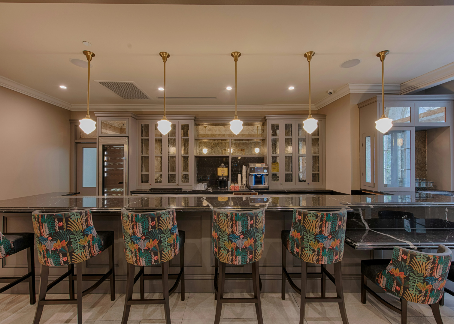 Photo - voco St. James Hotel by IHG