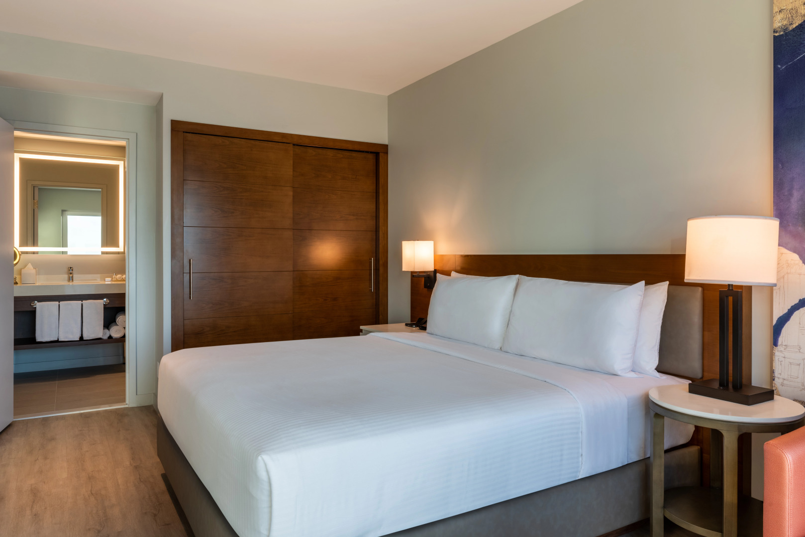 Photo - Embassy Suites By Hilton Aruba Beach Resort