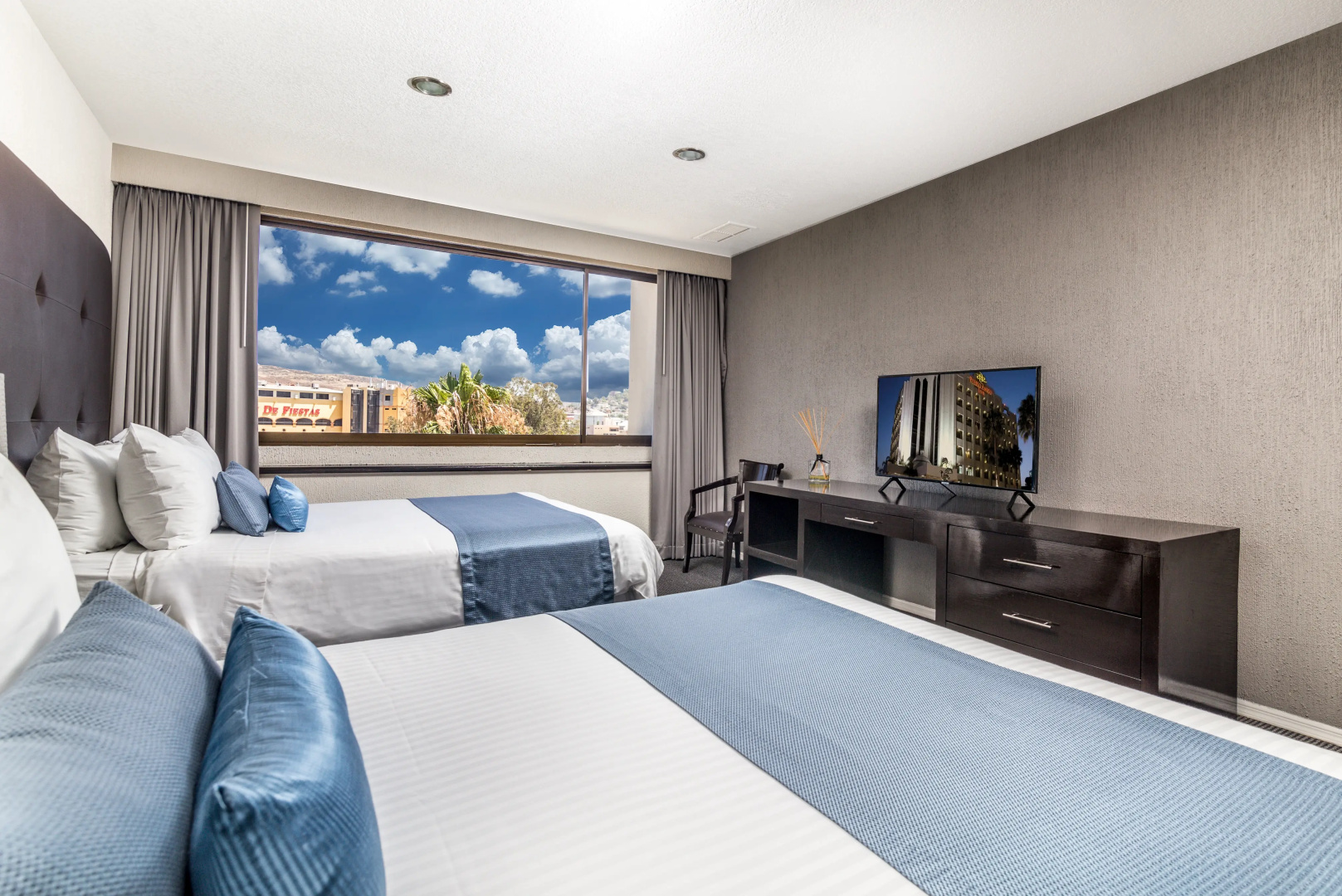 Photo - Pueblo Amigo Hotel Plaza y Casino