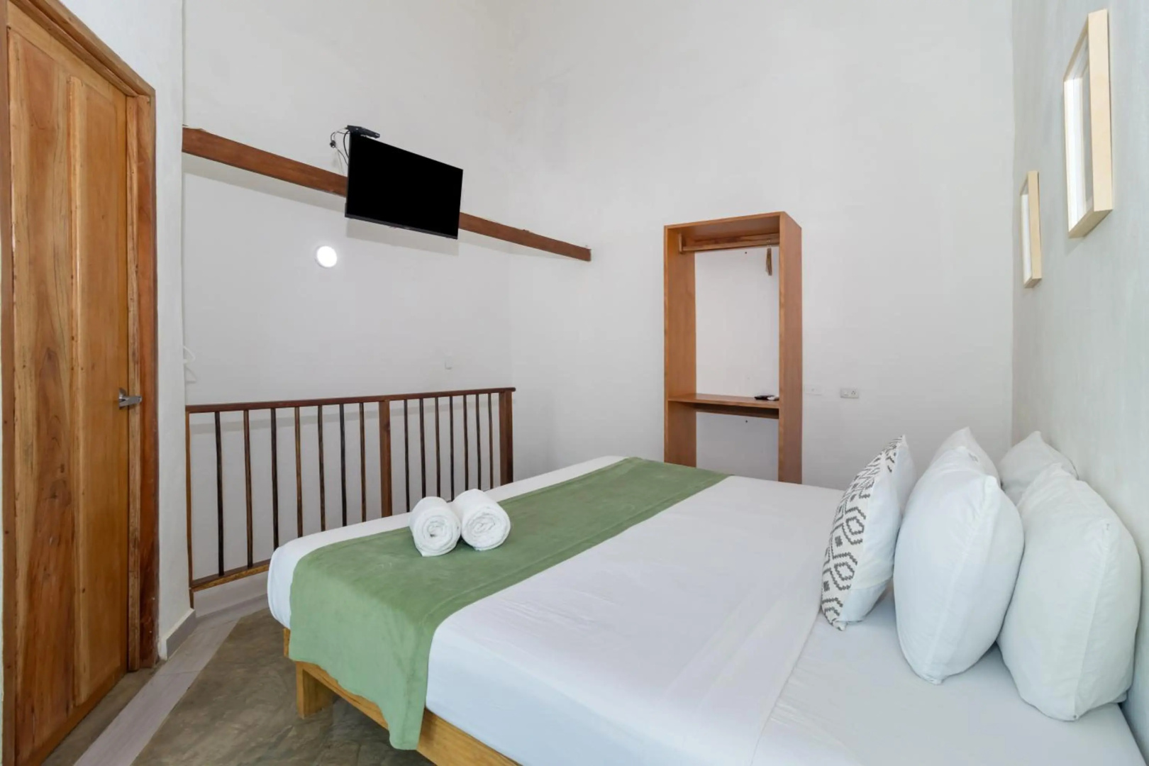 Photo - Hotel Sansiraka Suites By GEH Suites