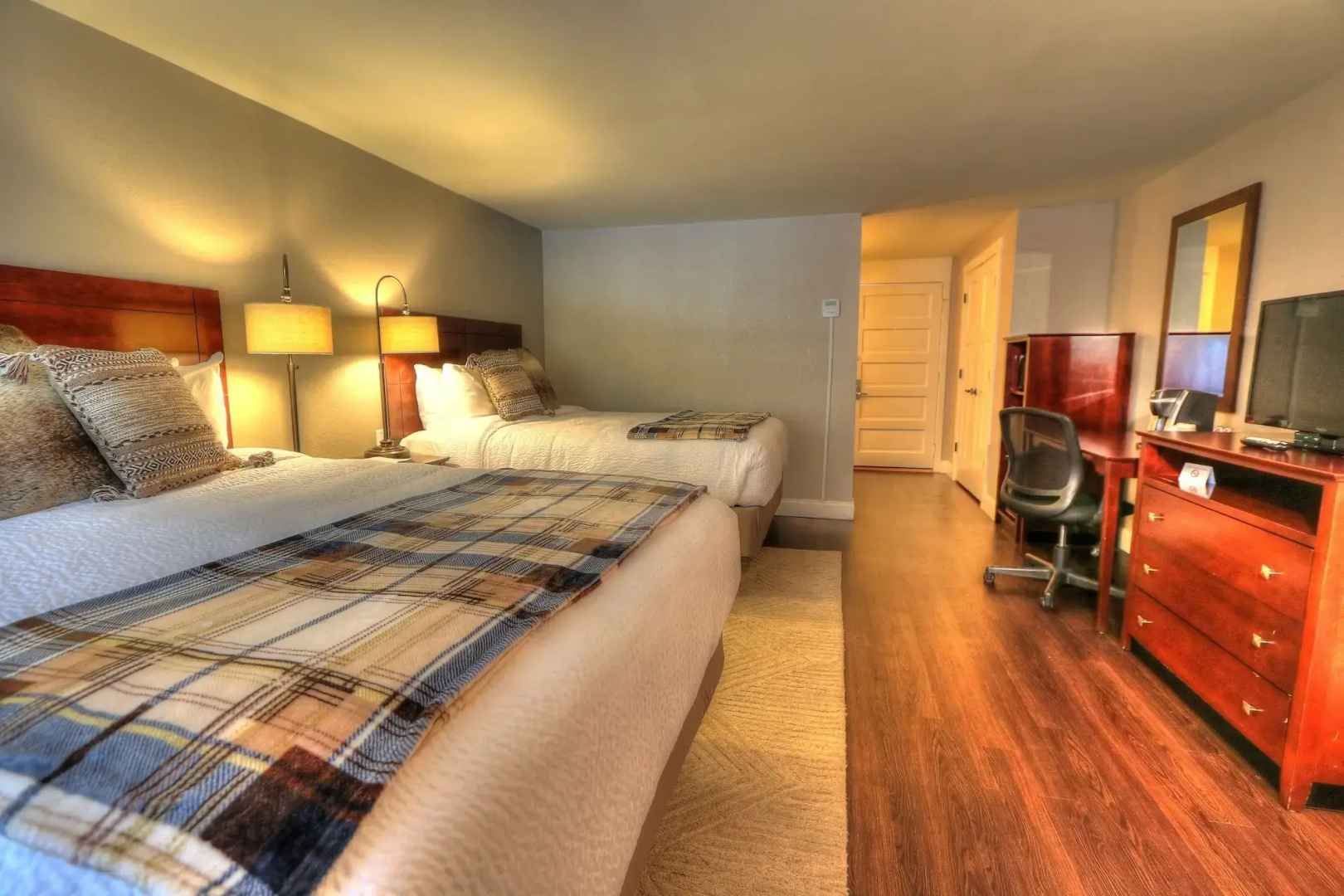 Photo - River Edge Inn