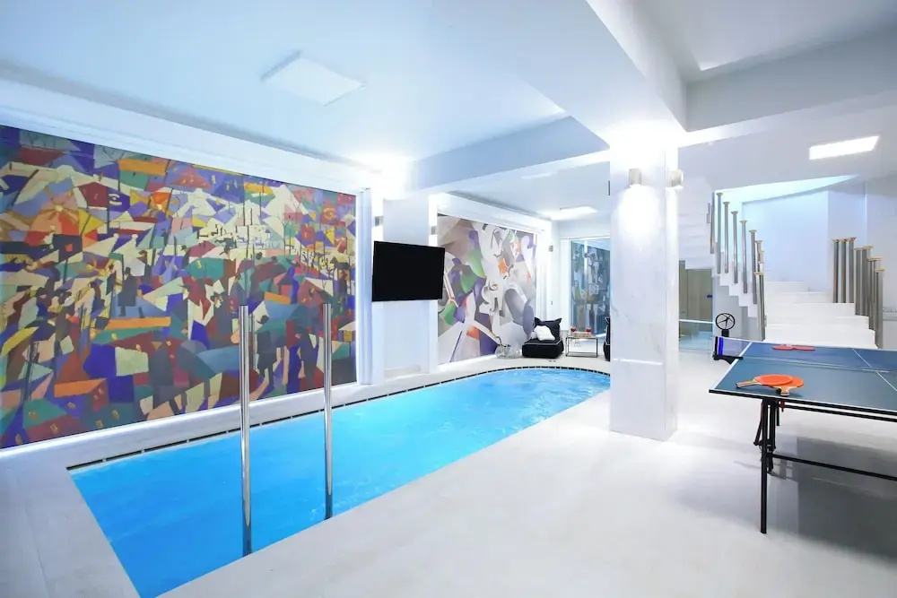 Photo - The Mansion