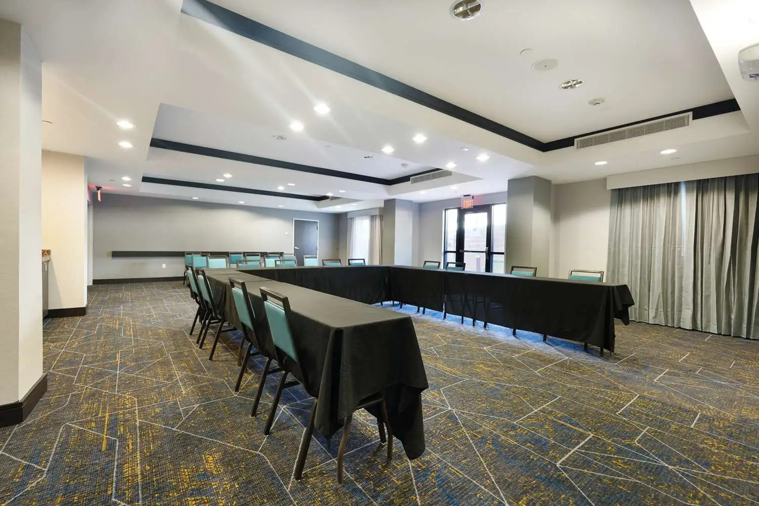 Photo - Hampton Inn & Suites Tulsa/Central