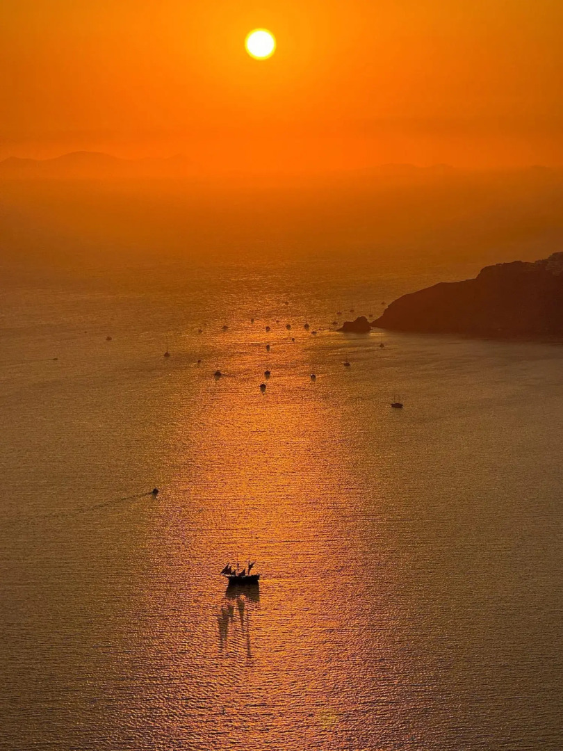 Photo - Unique Suites