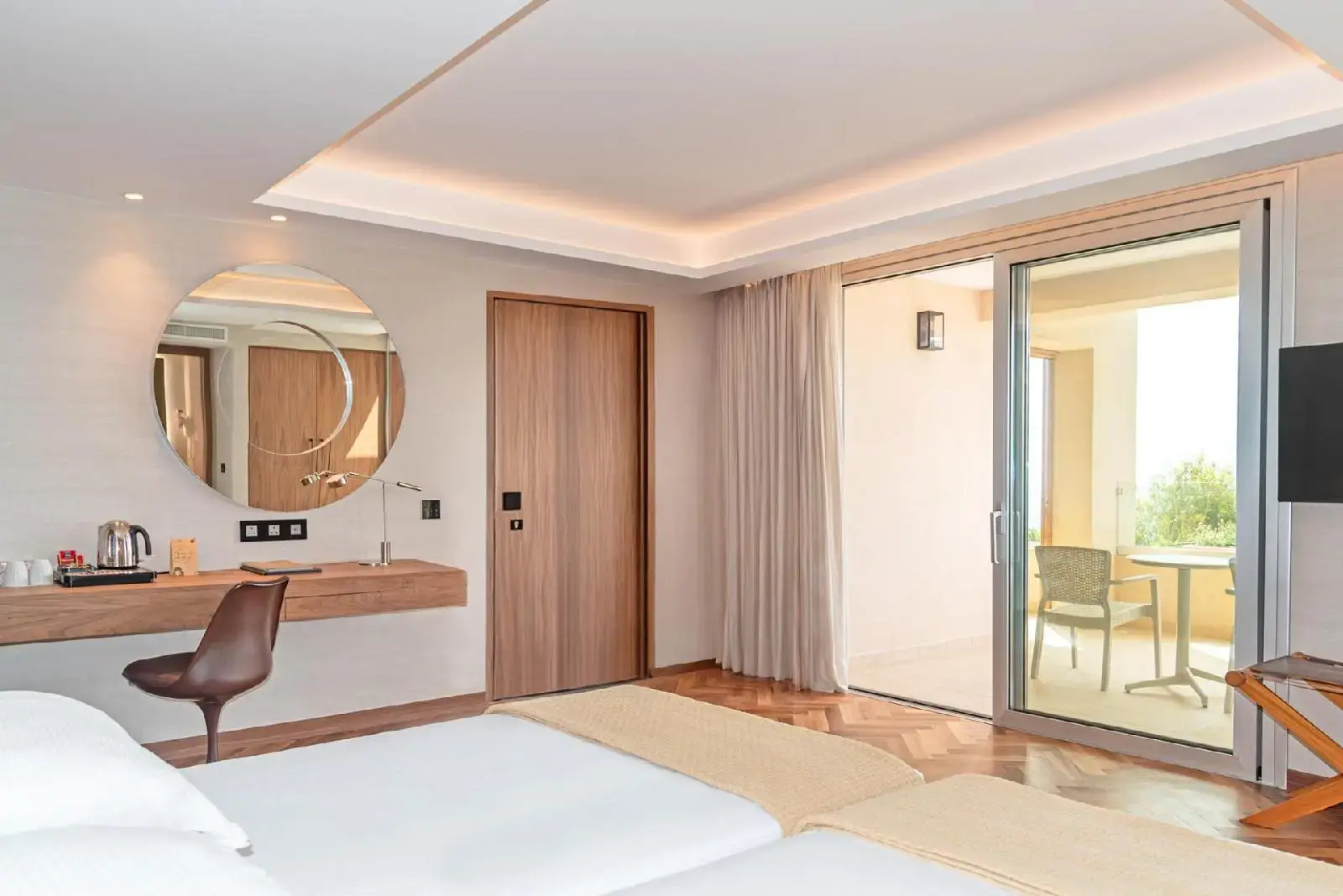 Photo - Grecian Park Hotel