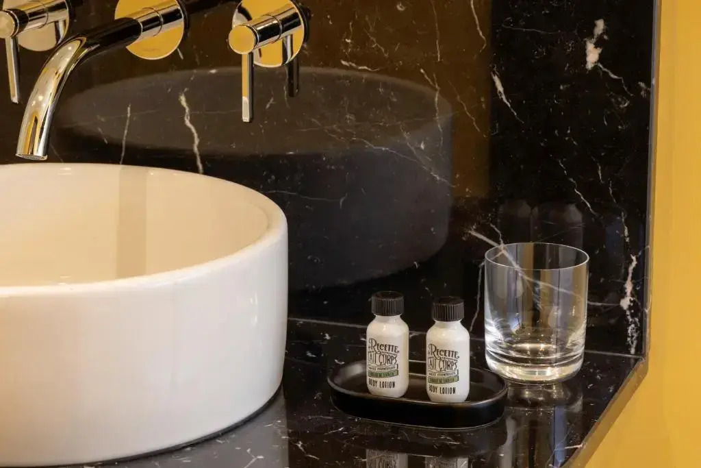 Photo - Le Clark Hotel