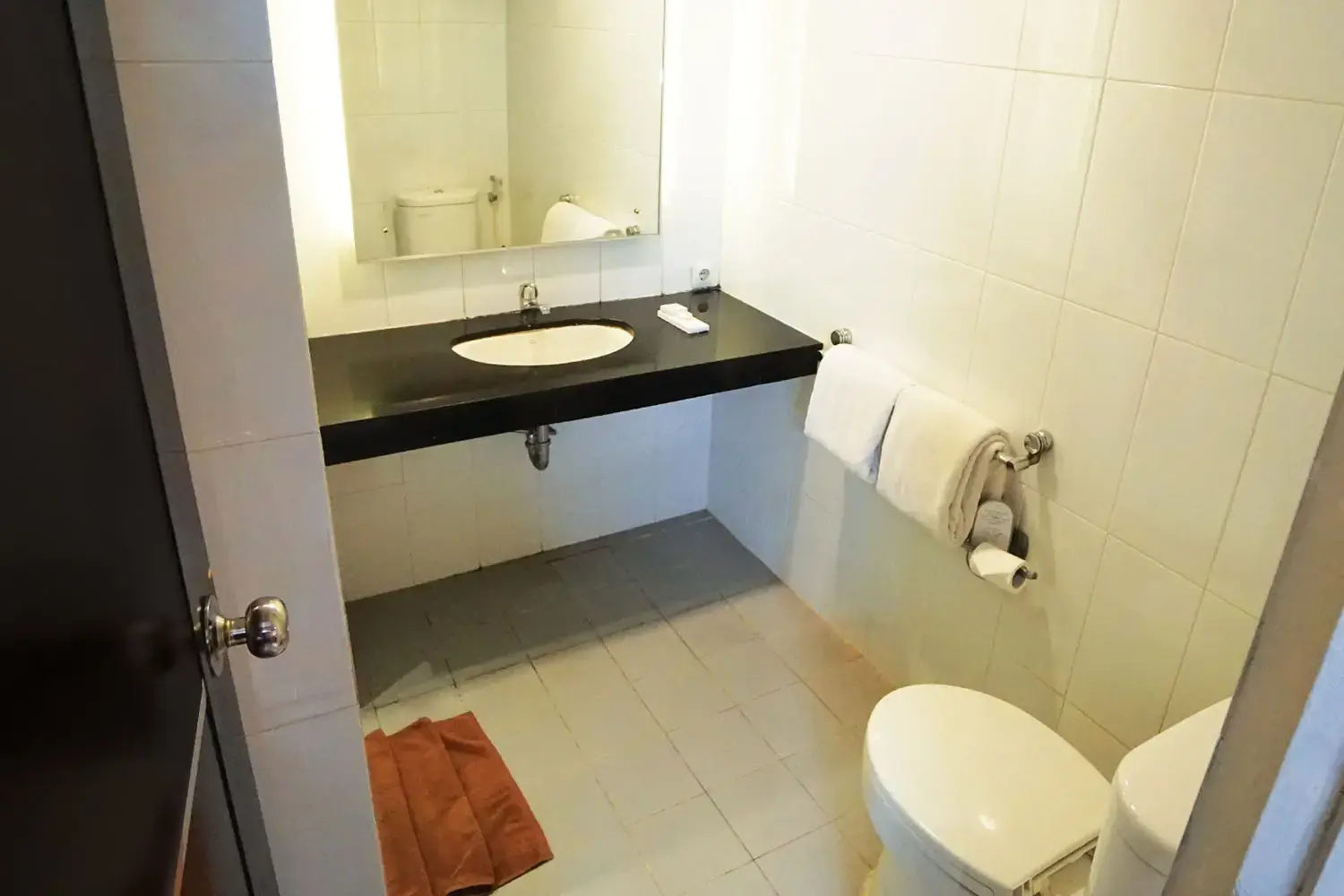 Photo - 1O1 URBAN Jakarta Thamrin