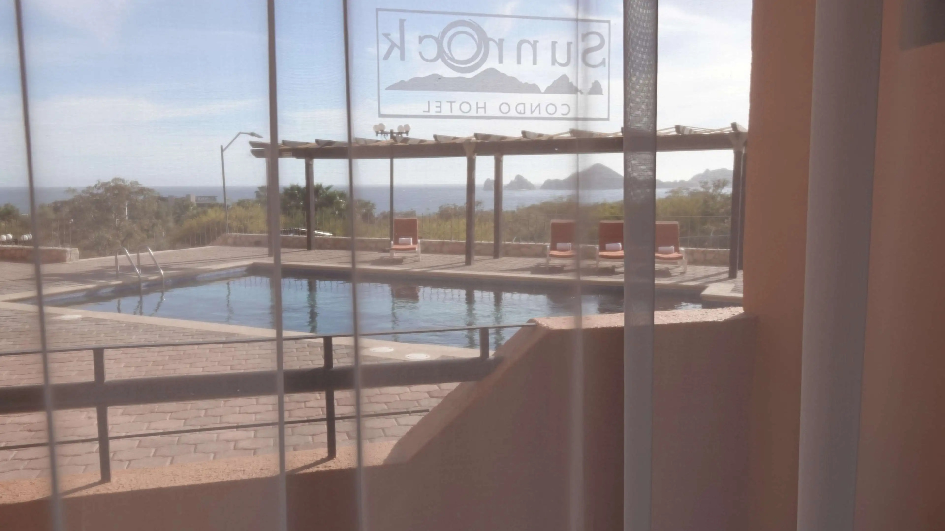 Photo - Sunrock Hotel & Suites