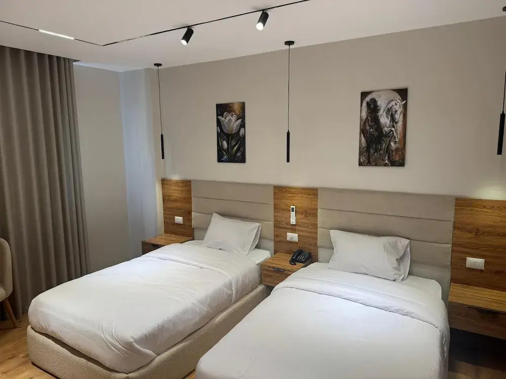 Photo - Palacio Pyramids Hotel