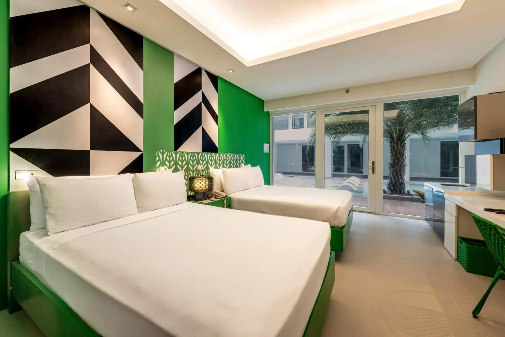 Foto - Astoria Current