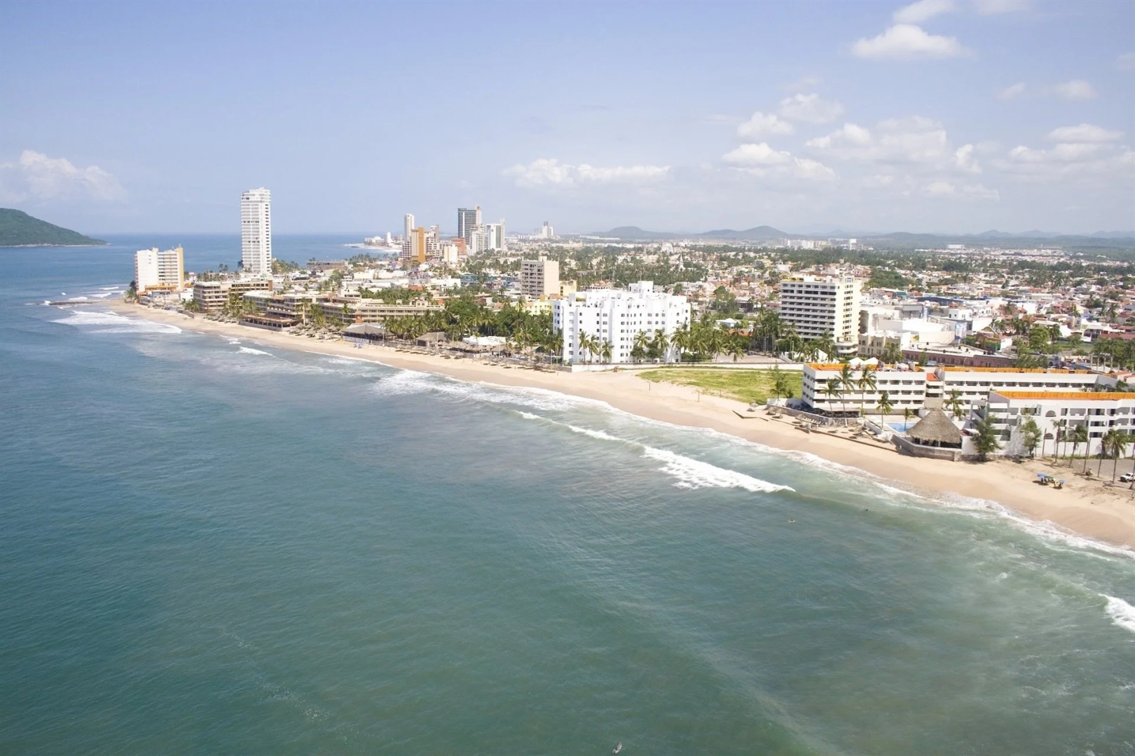 Photo - Suites Las Flores Beach Mazatlan