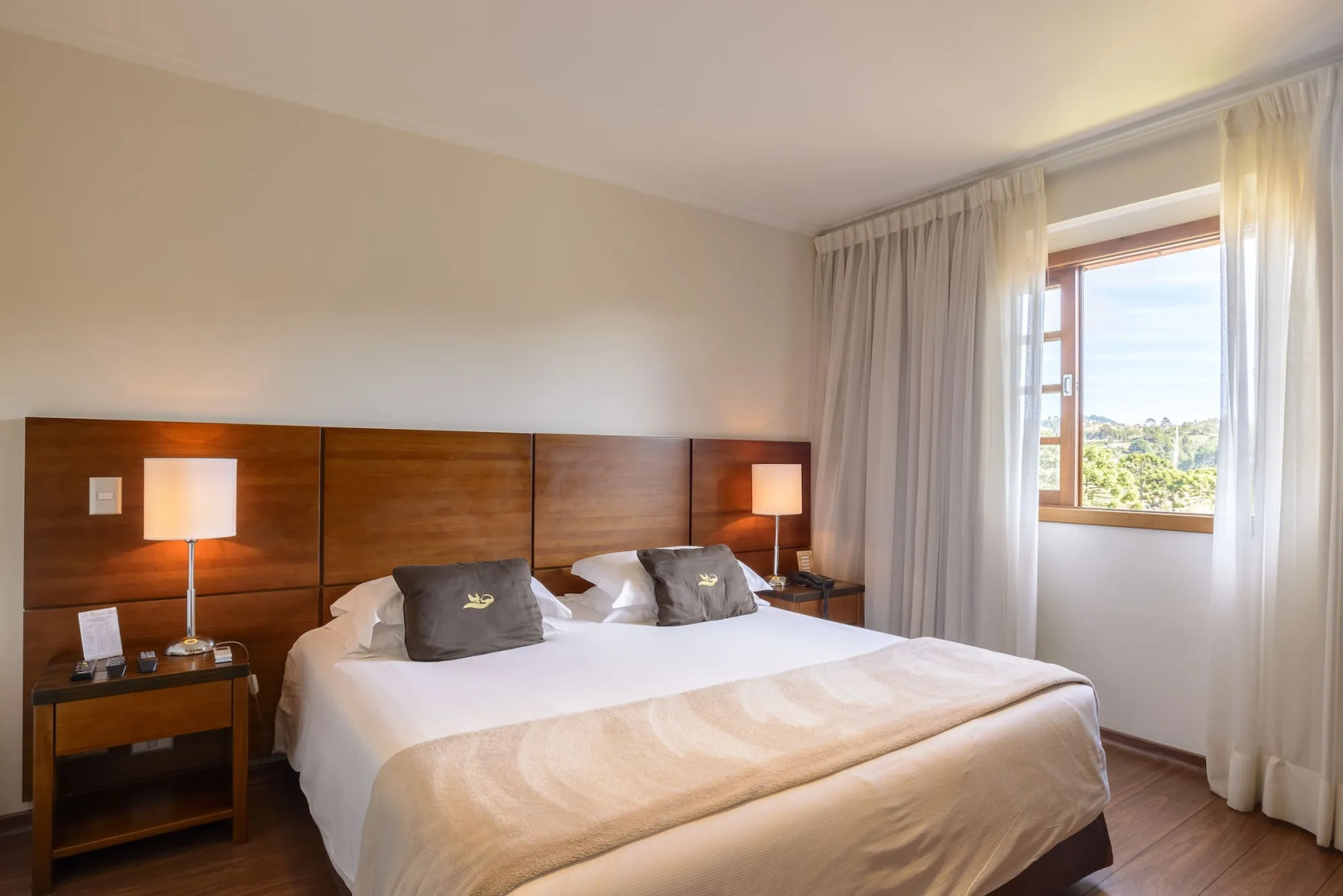 Foto - Hotel Le Renard - Campos do Jordao
