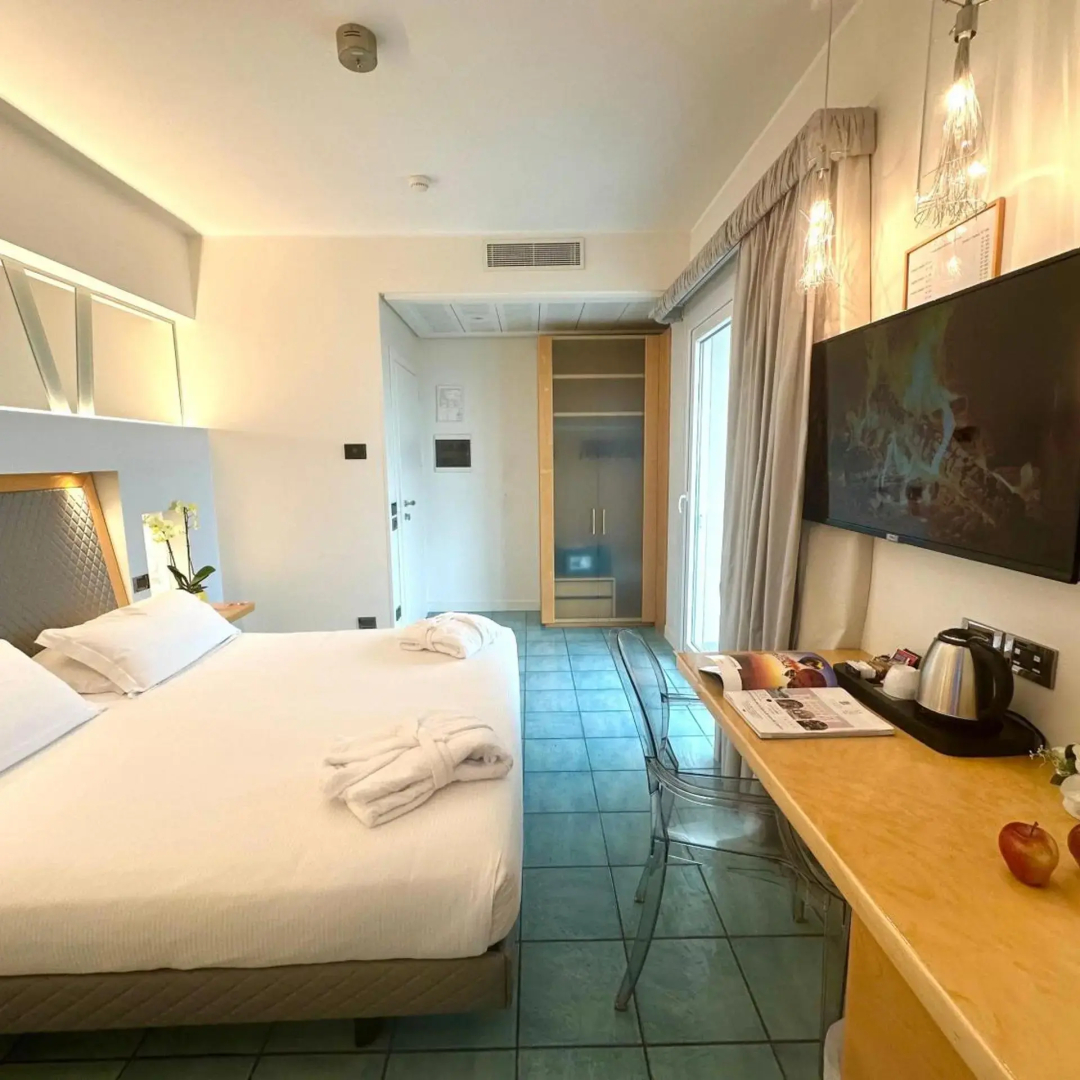Photo - Club House Hotel