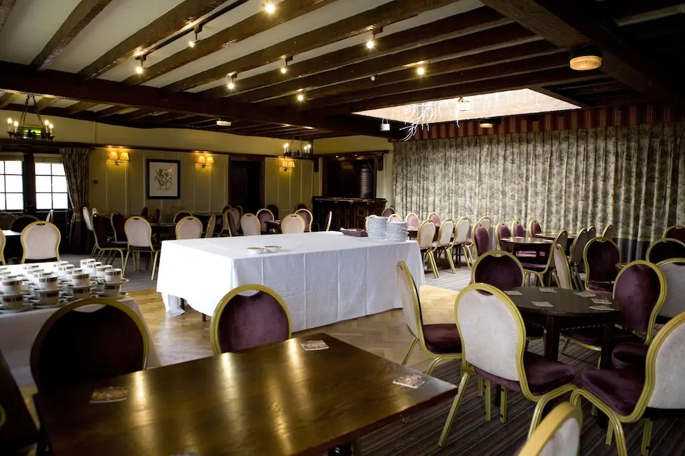 Photo - The Broadoak