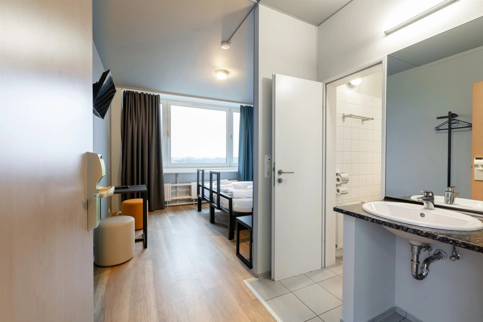 Foto - a&o Hamburg Hammer Kirche