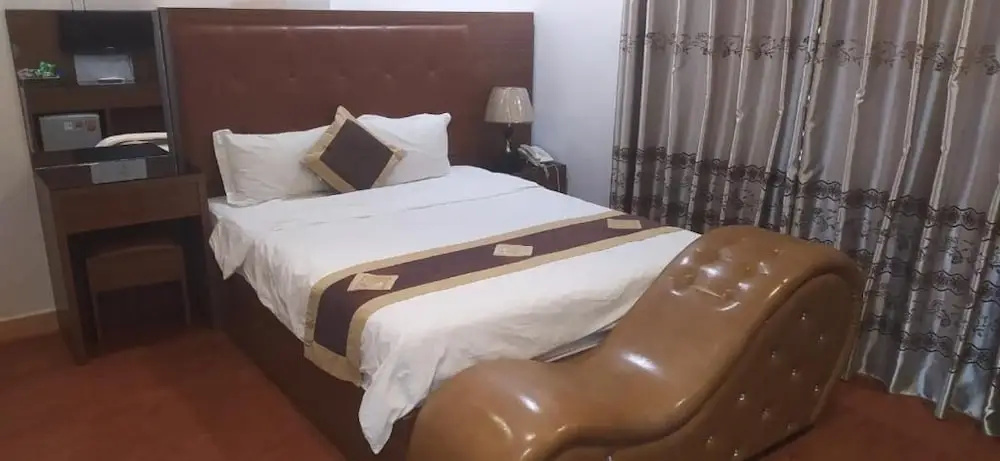 Foto - Hoàng Gia II Hotel Mỹ Đinh HN - by BAY LUXURY