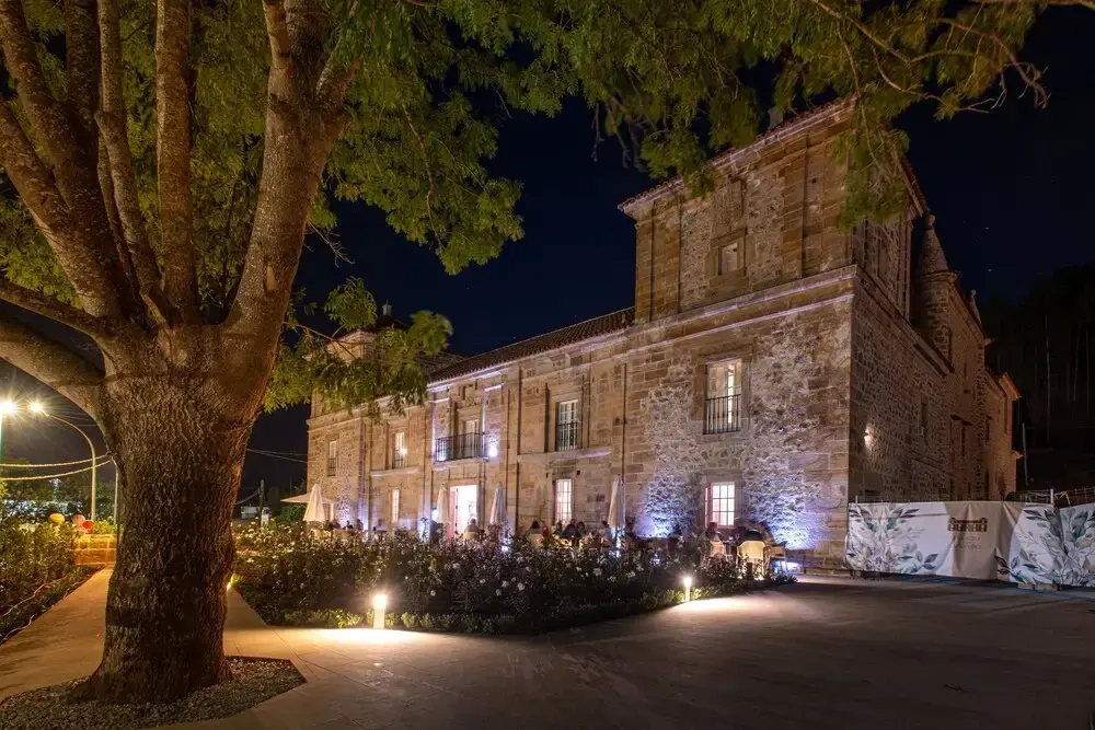 Photo - Palacio de los Acevedo