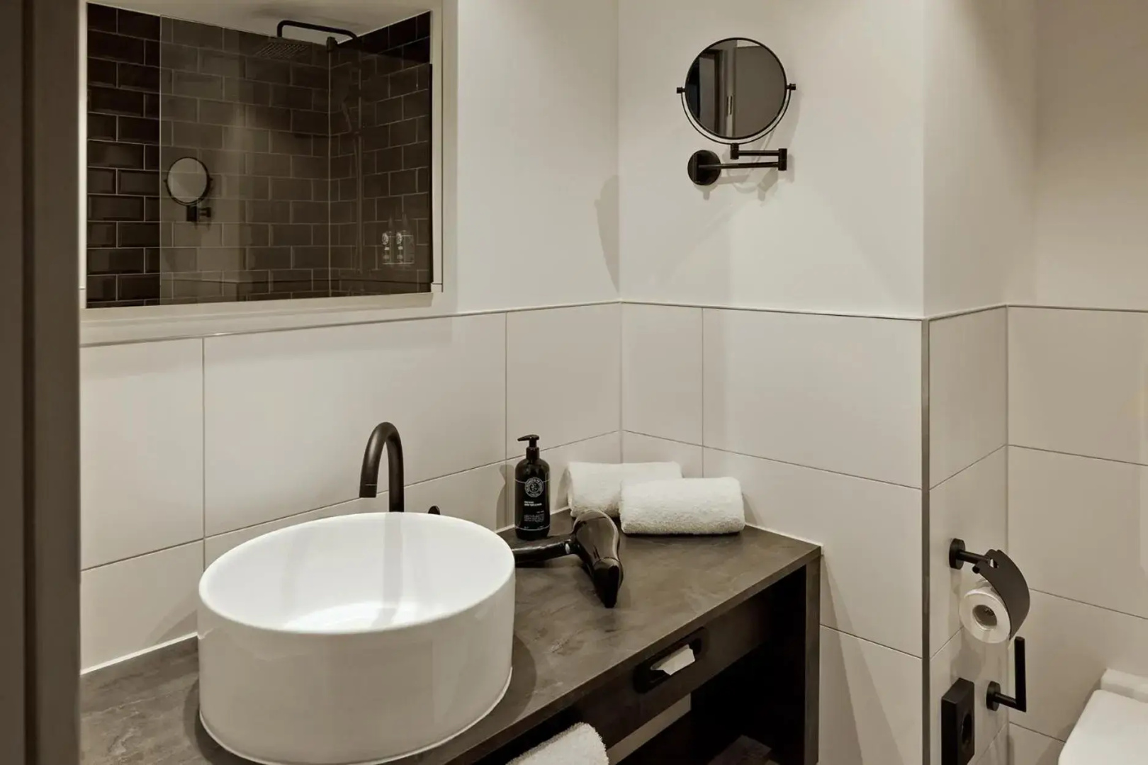 Photo - The Scotty Hotel Hamburg