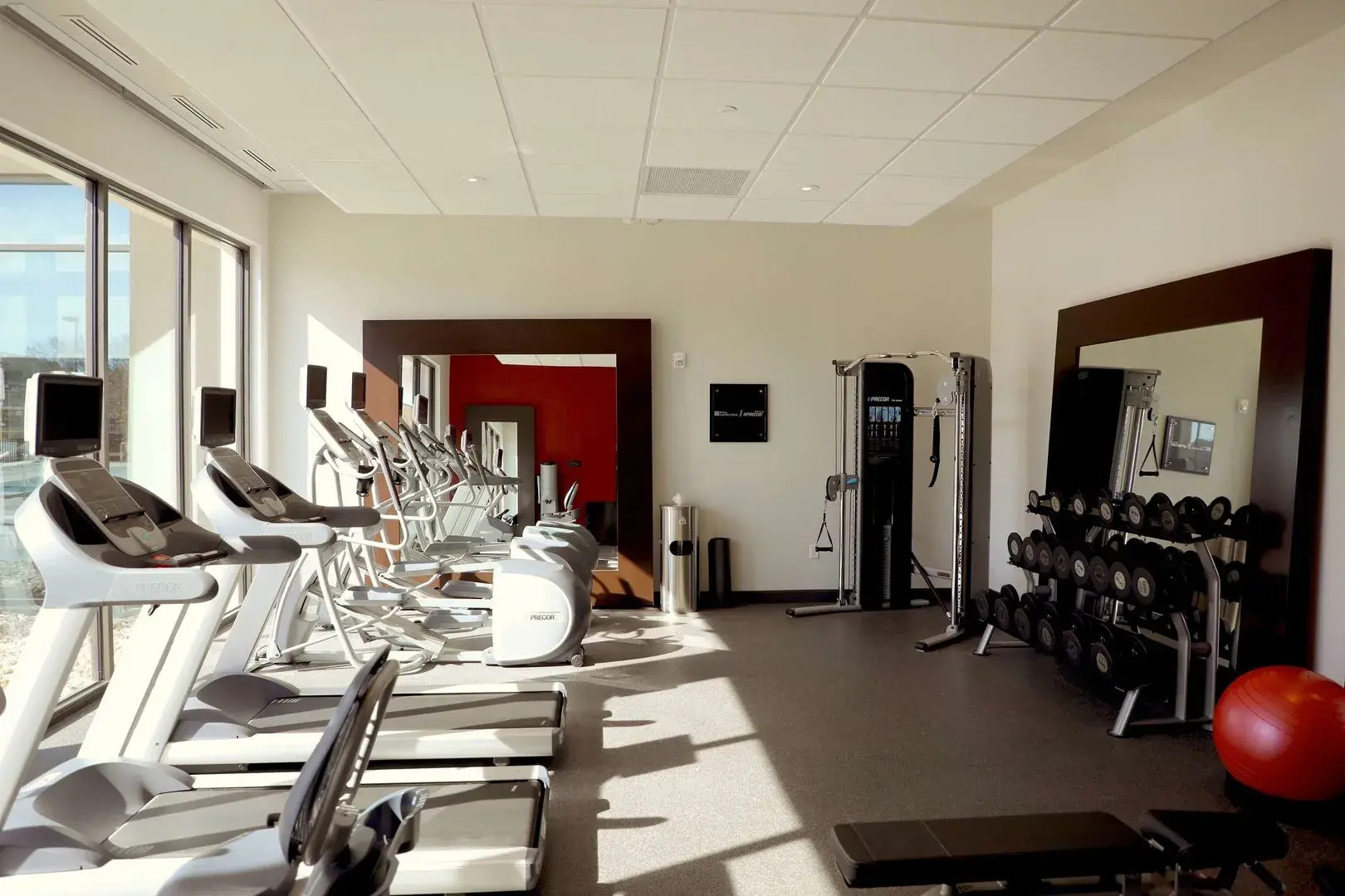 Photo - Hilton Garden Inn Austin Airport