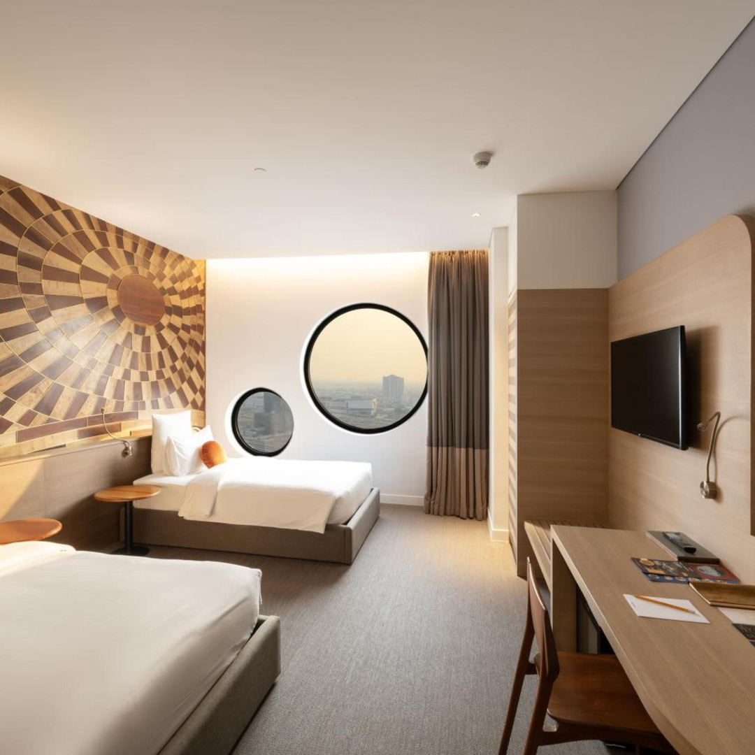 Photo - SUN & MOON, Riverside Hotel