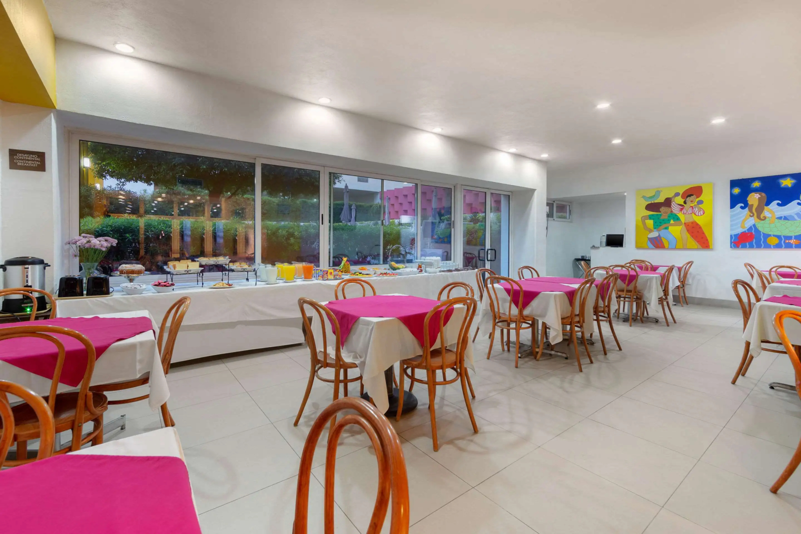 Photo - Comfort Inn Monterrey Valle