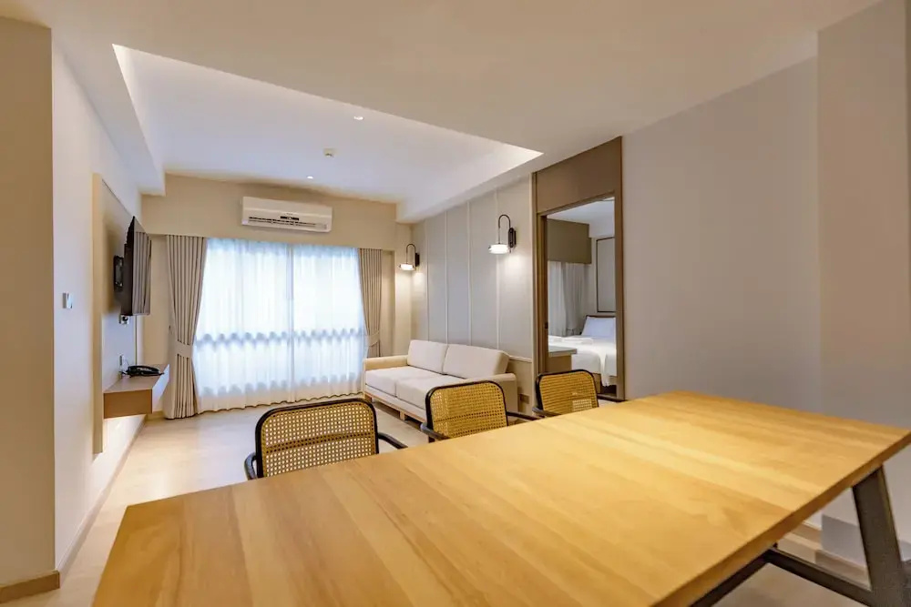 Photo - The Bentley Hotel