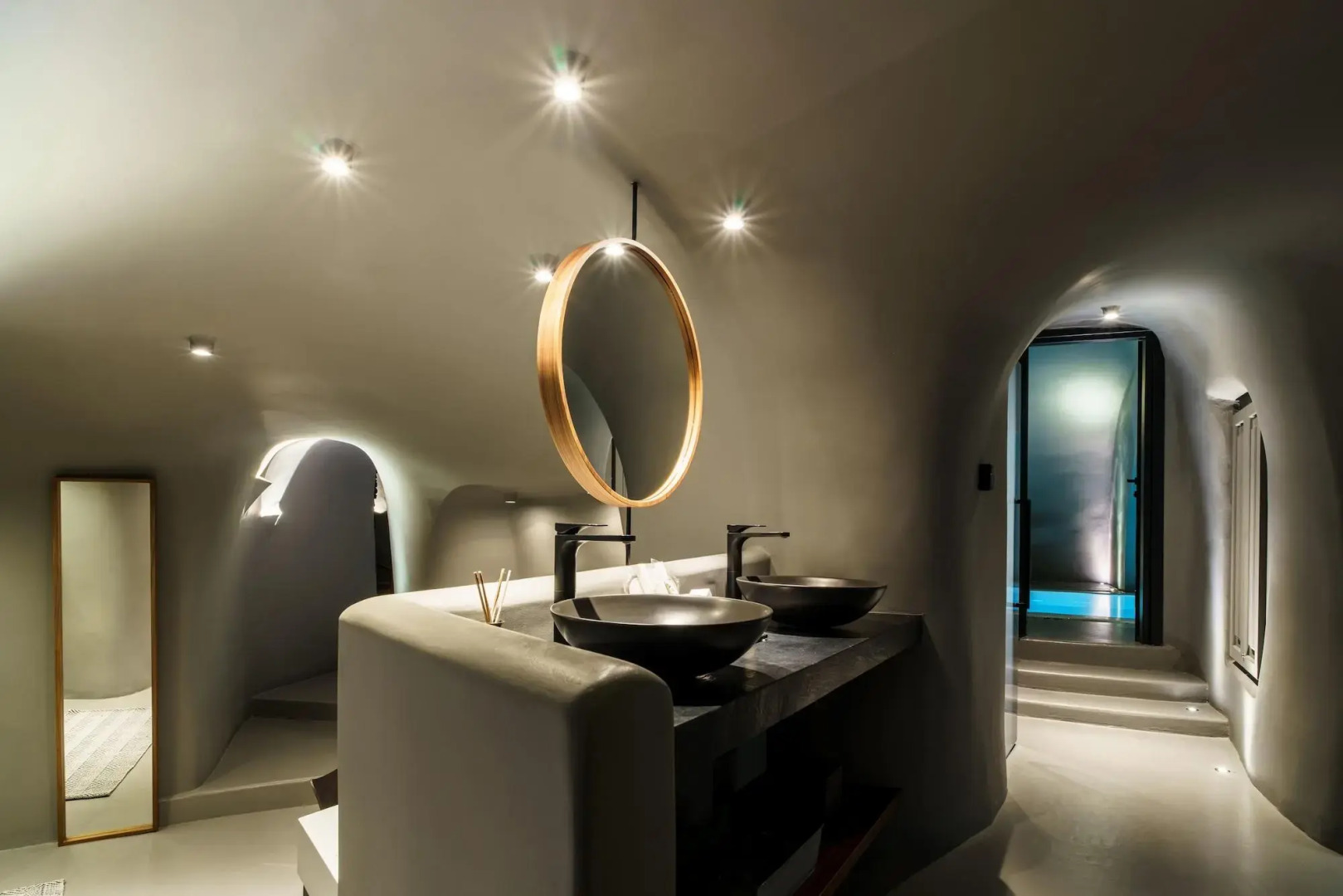 Photo - Kivotos Santorini - Preferred Hotels & Resorts