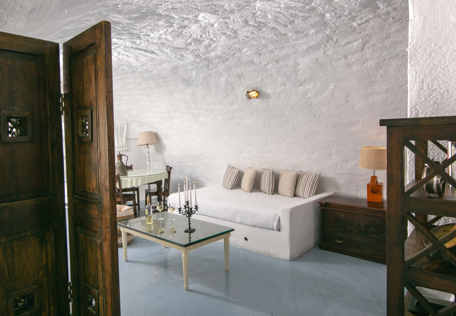 Photo - Alexander's Suites
