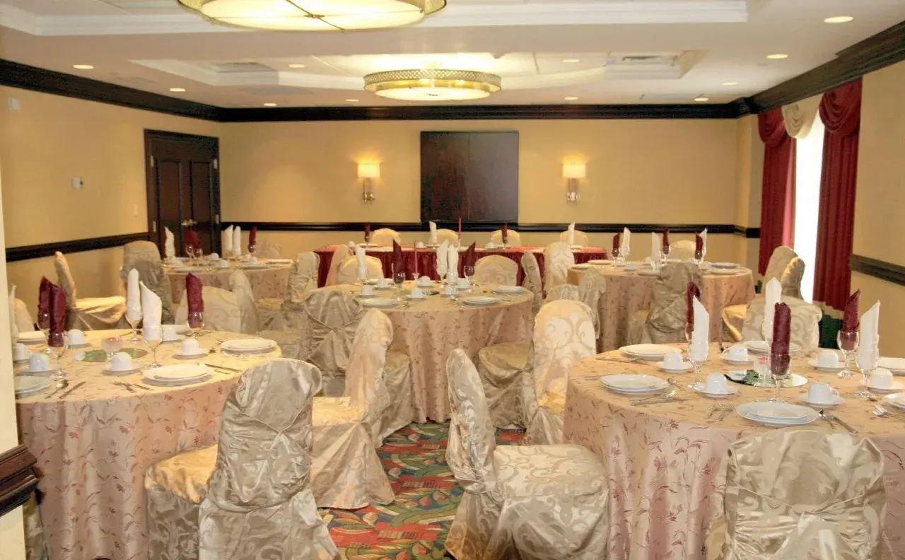 Foto - Hampton Inn & Suites by Hilton Toronto Airport