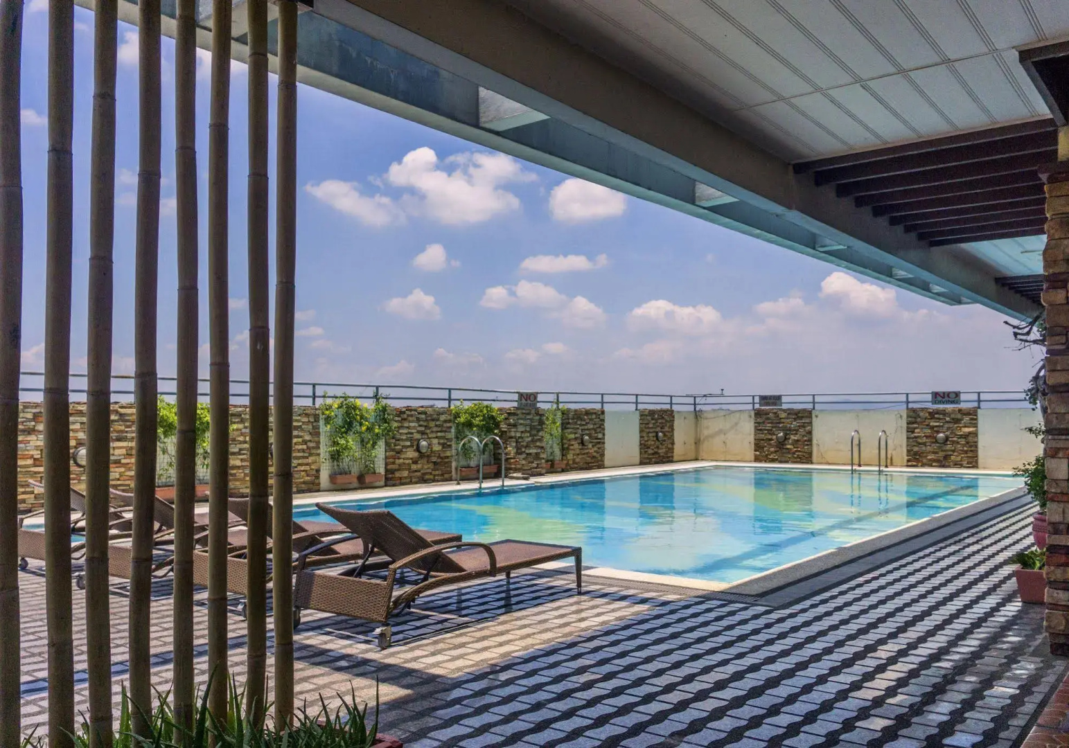 Foto - Greenhills Elan Hotel Modern - Newly Renovated
