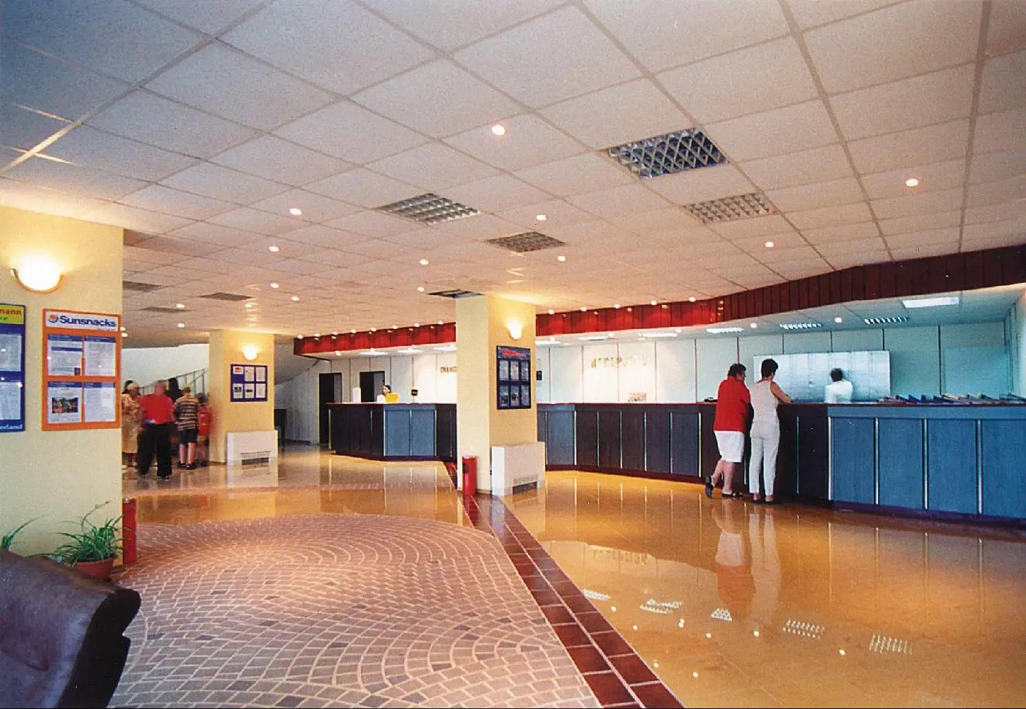 Photo - Hotel Ambassador - Free Parking
