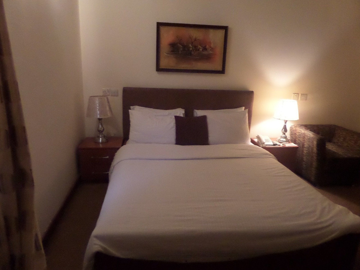 Pearl Gate Hotel