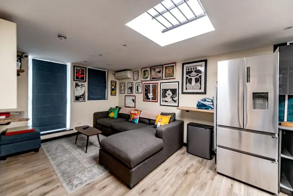 Photo - 82A Dalston Lane Terrace