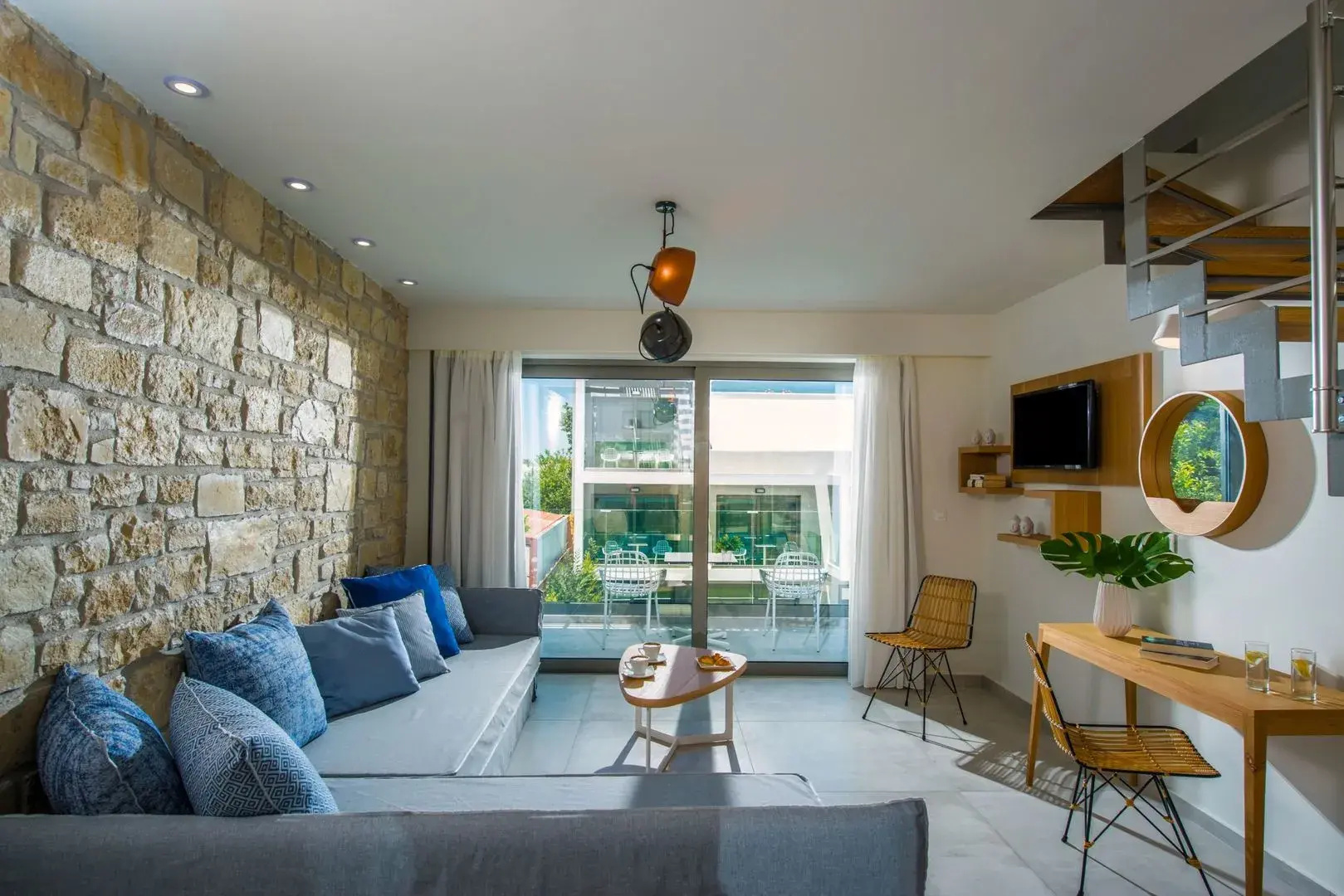 Photo - Mary Hotel & Mary Royal Suites