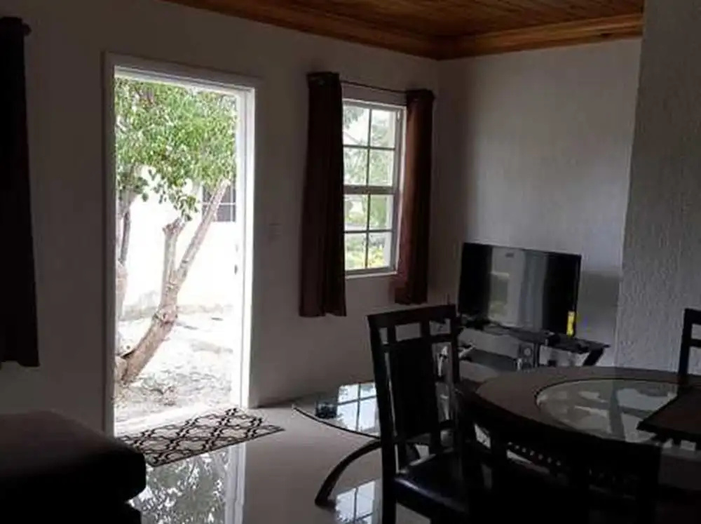 Hill Top Suites