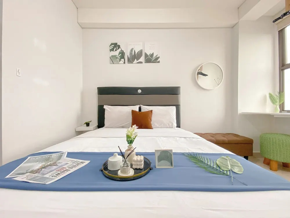 Compact And Homey Studio Apartment At Transpark Cibubur