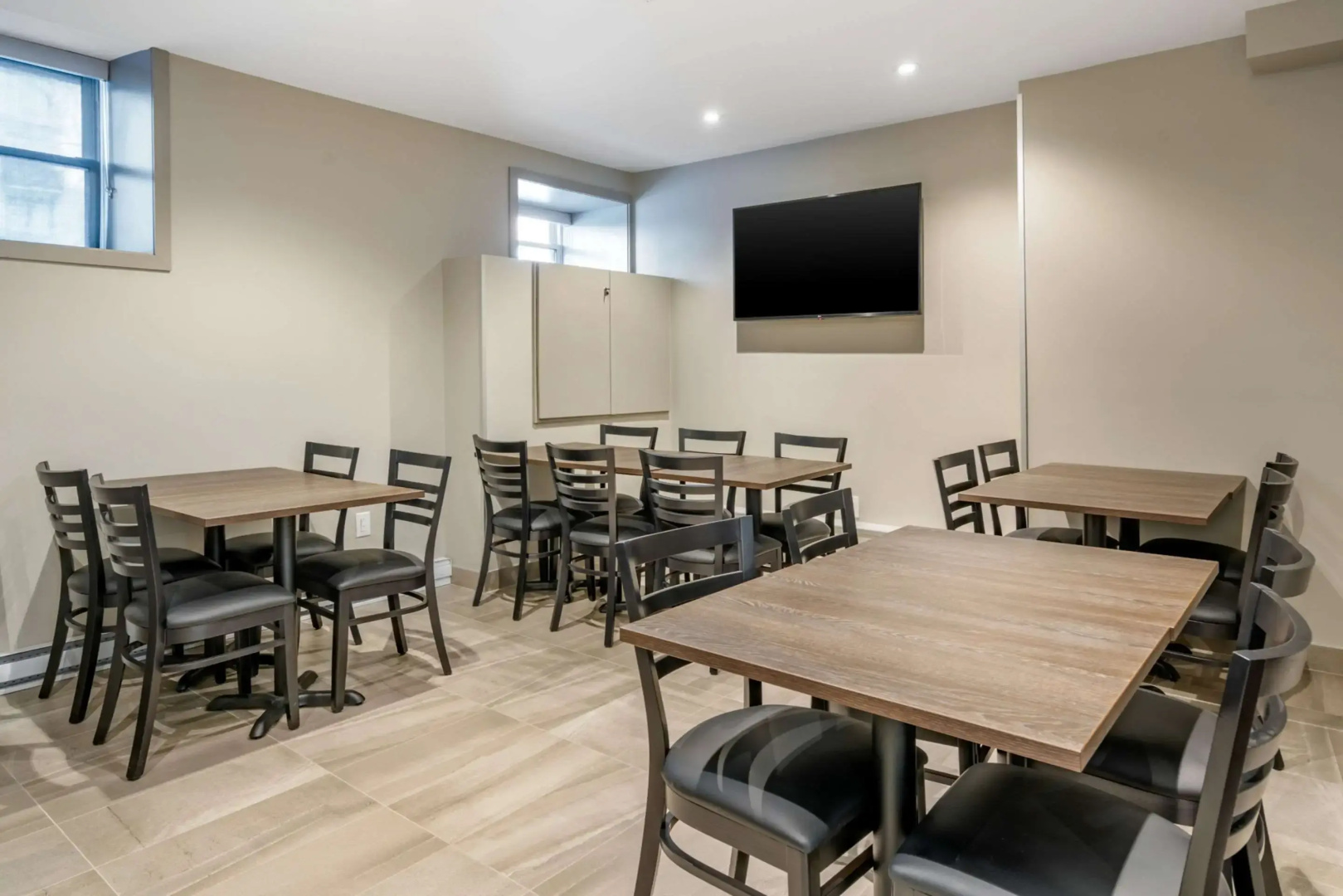 Photo - Quality Inn Centre-Ville