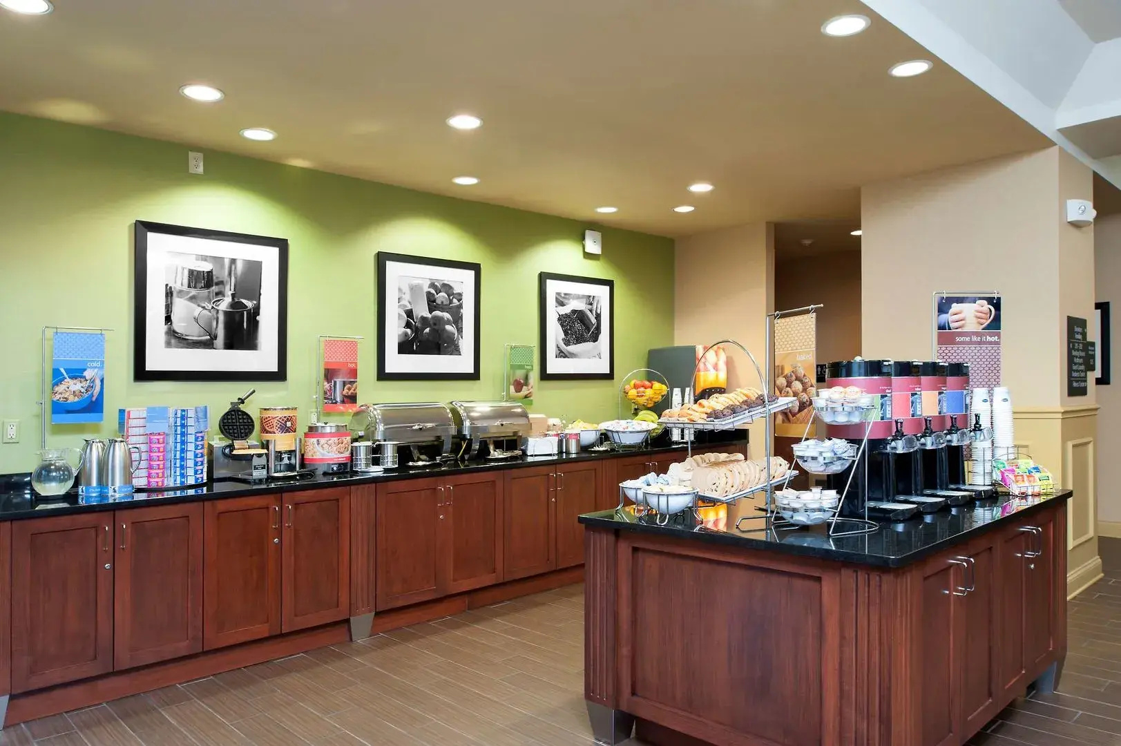 Photo - Hampton Inn Indianapolis Downtown Across from Circle Centre