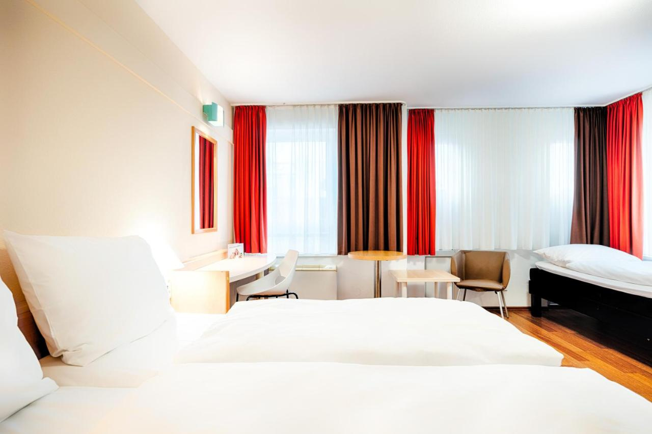 Photo - ibis Bonn