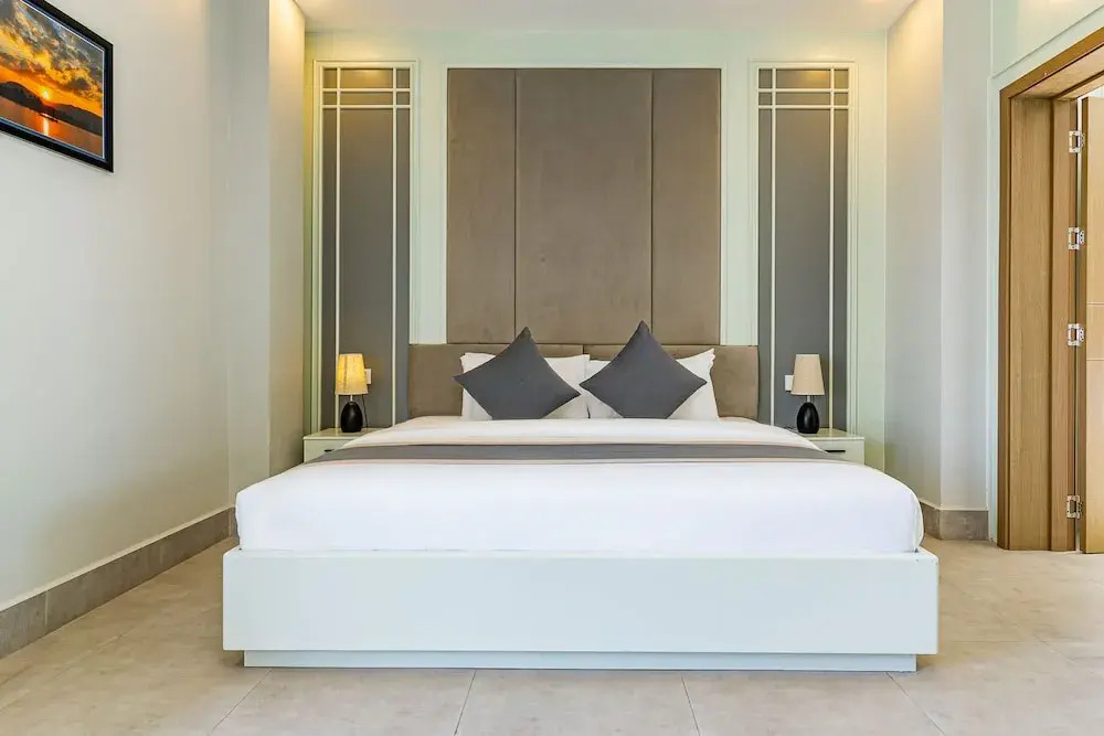 Photo - The Square Kampot Hotel
